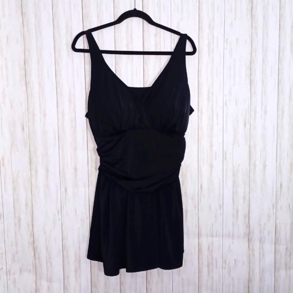 Size 22W D&CO./Beach One Piece Swimsuit